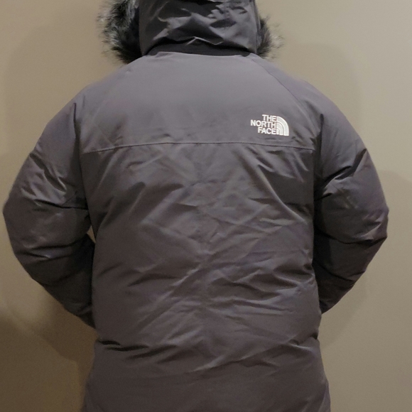 NEW Mens Gray The North Face Outerboroughs Down Winter Parka - Picture 3 of 10